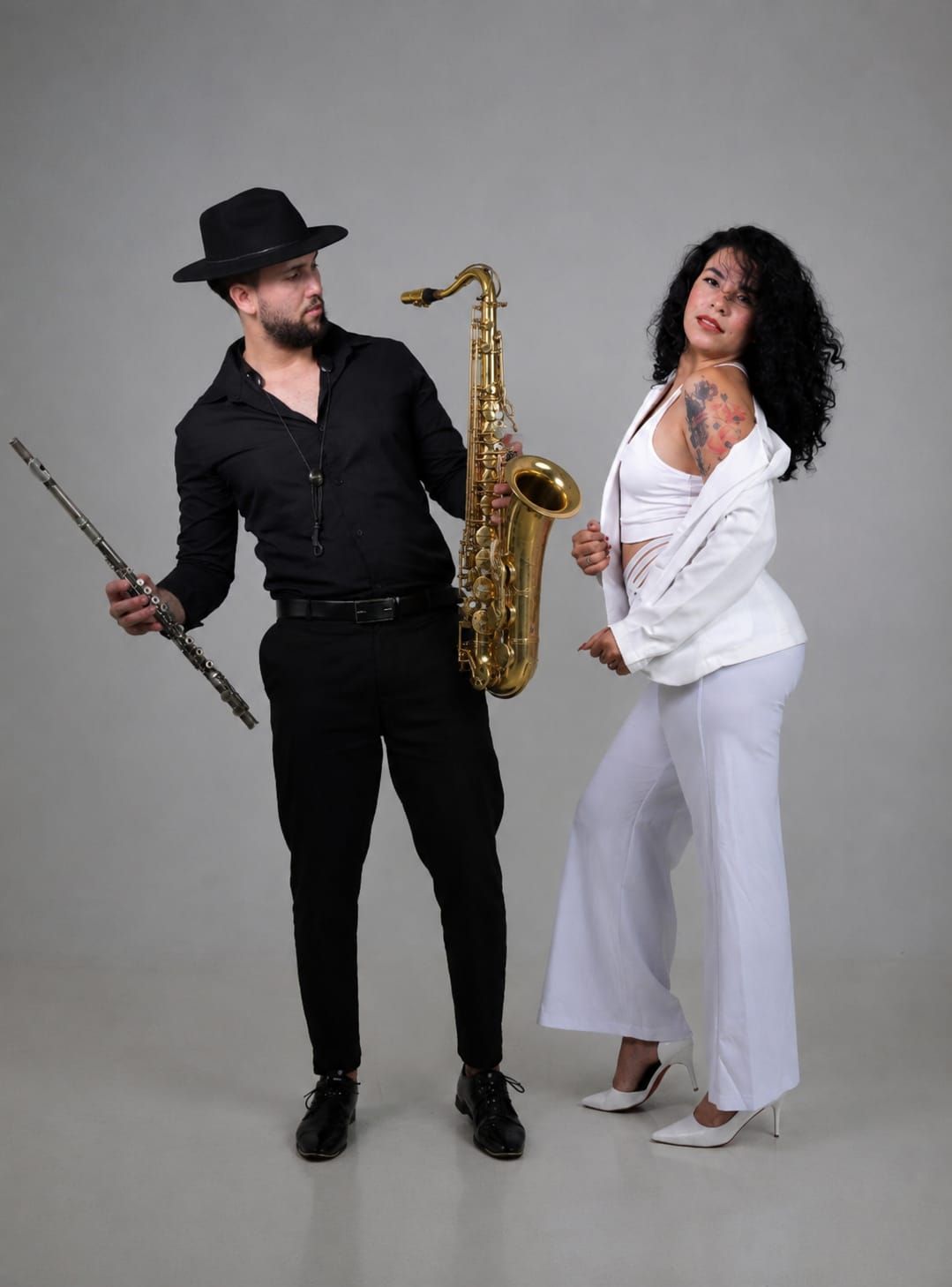 Saxophone and vocals duo